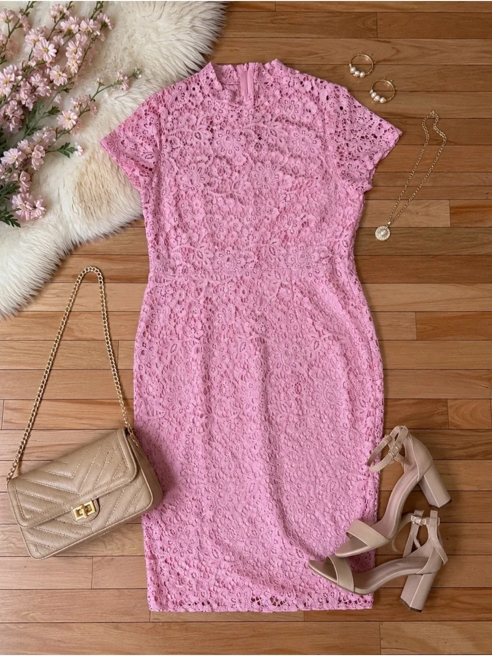 Curve Cap Sleeve Pink Lace Midi Dress - Picture 1 of 6